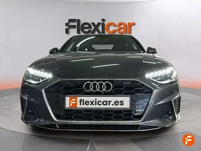 Usado Audi A4 Advanced Plus 163 CV (119 kW) 2023 Gris Berlina