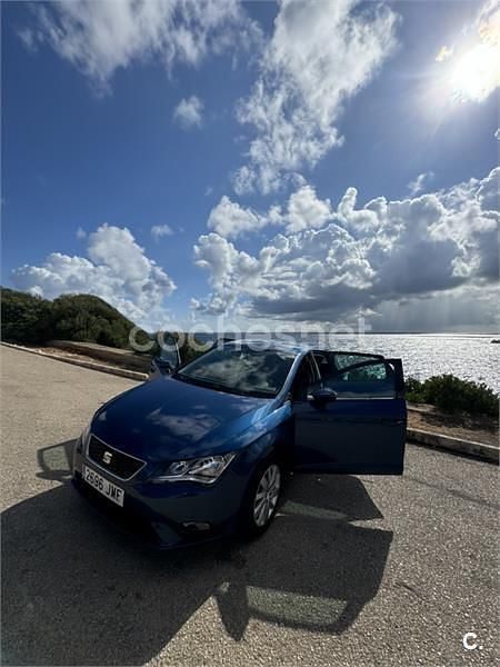 Usado Seat Leon CONNECT 110 CV (80 kW) 2016 Azul Berlina
