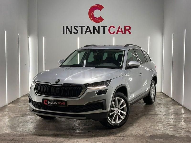 Usado Skoda Kodiaq Ambition 150 CV (110 kW) 2024 Gris / plata SUV