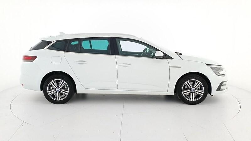 Usado Renault Mégane IV Zen 160 CV (117 kW) 2023 Blanco Familiar