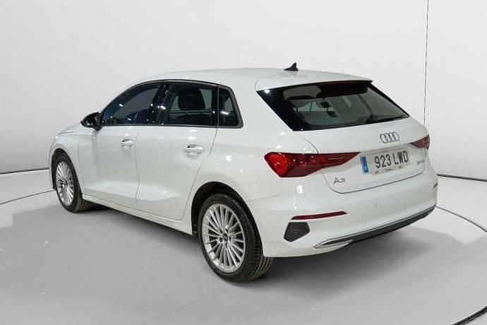 Używany Audi A3 Advanced 116 KM (85 kW) 2022 Sedan/Limuzyna