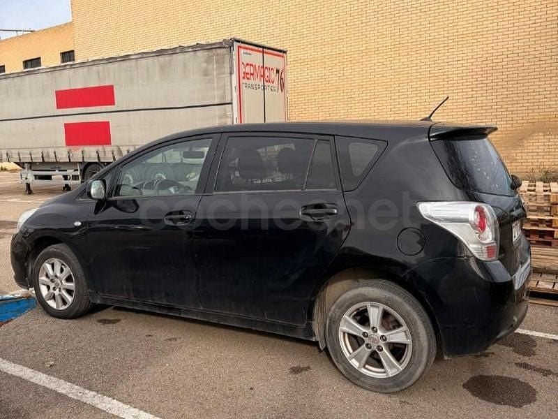 Usado Toyota Verso Active 126 CV (92 kW) 2009 Negro Monovolumen
