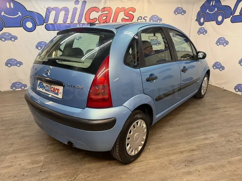 Usado Citroën C3 75 CV (55 kW) 2005 Azul Berlina