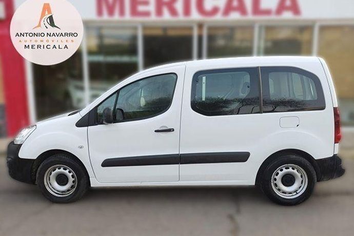 Usado Peugeot Partner Tepee Access 75 CV (55 kW) 2017 Monovolumen