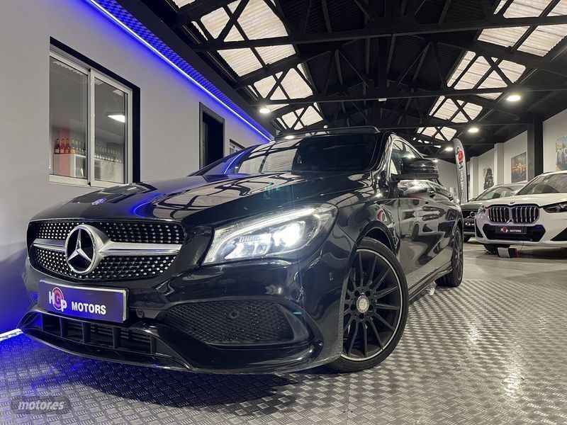 Usado Mercedes CLA220 177 CV (130 kW) 2017 Negro Berlina