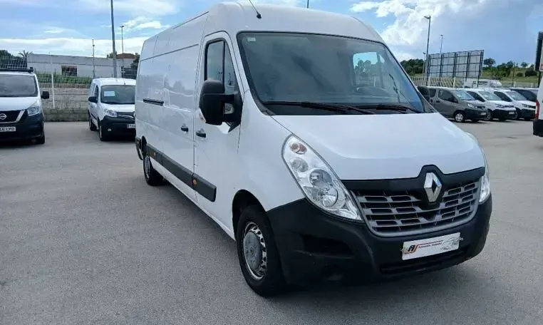 Usado Renault Master 110 CV (80 kW) 2019 Blanco Van