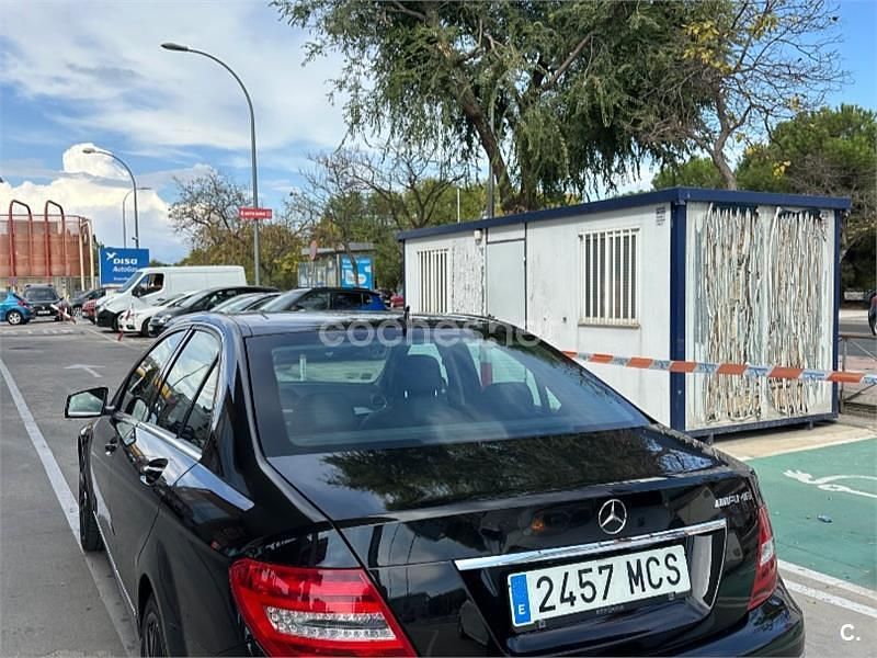 Usado Mercedes C220 Avantgarde 170 CV (125 kW) 2014 Negro Berlina