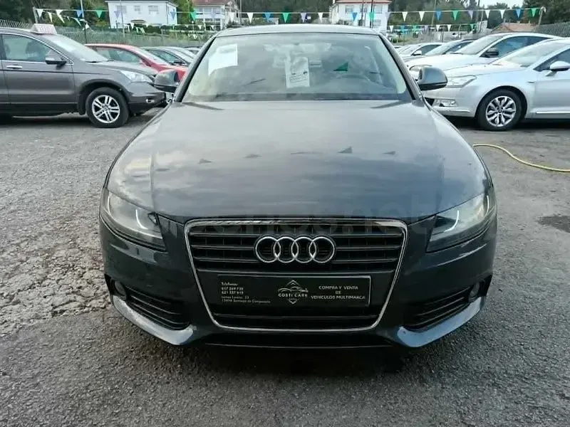 Usado Audi A4 143 CV (105 kW) 2010 Gris / plata Berlina