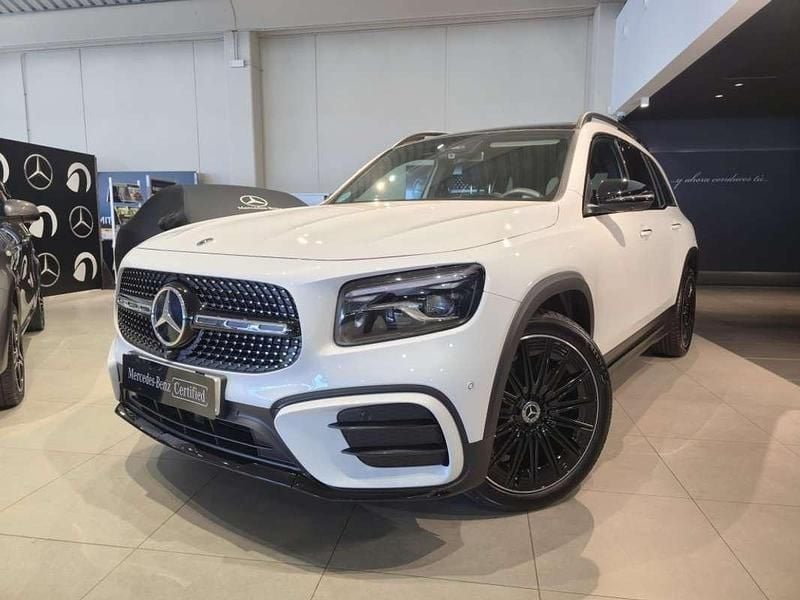 Blanco Usado 2024 Mercedes GLB220 SUV | 57.900 € - Imagen 1/4