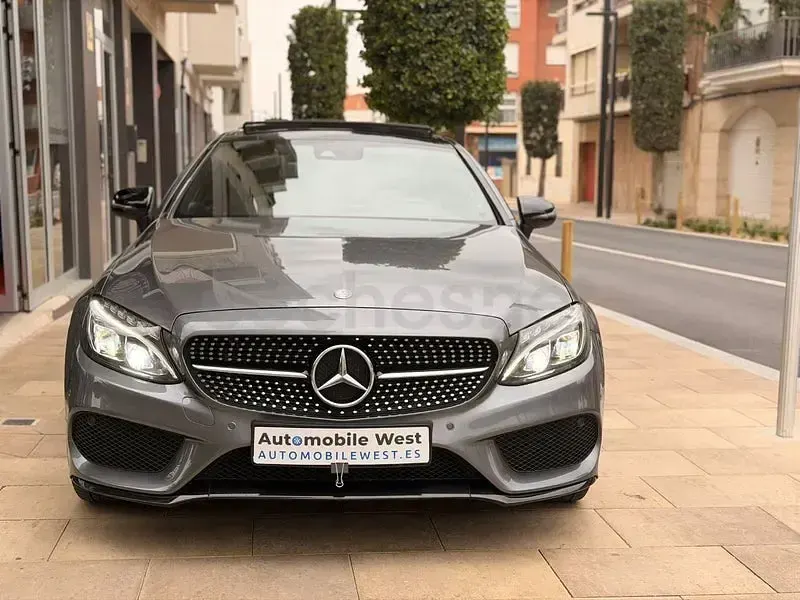Käytetty Mercedes C250 204 HP (150 kW) 2017 Harmaa Coupe - kaksiovinen