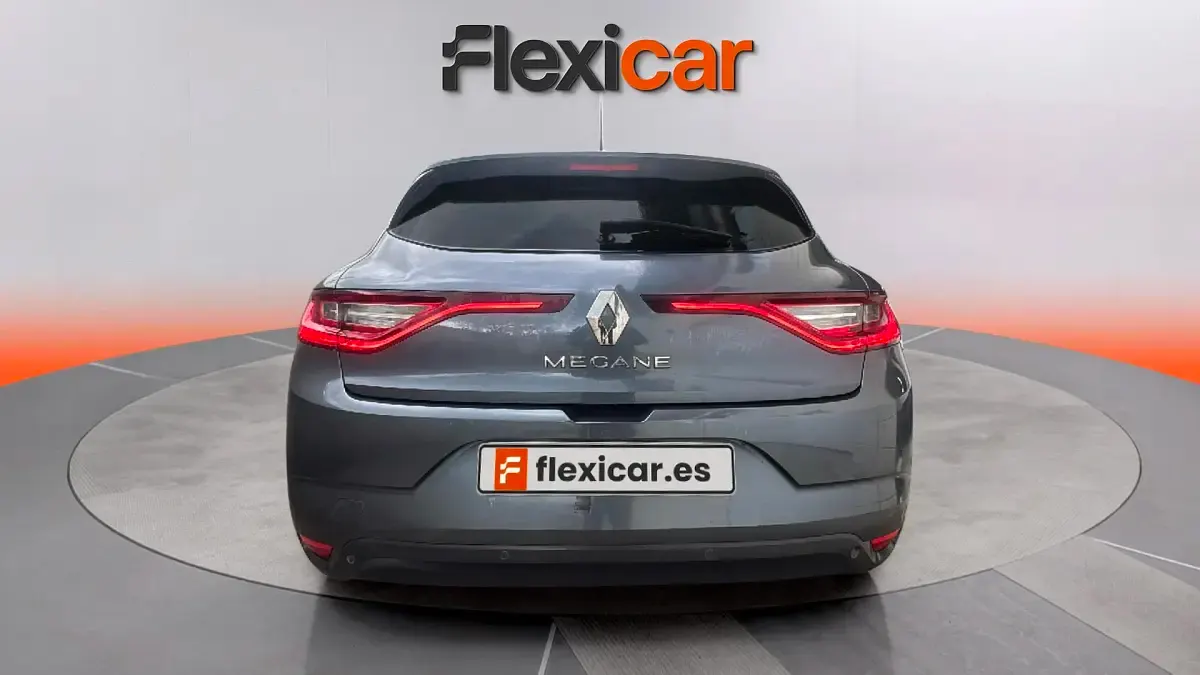 Usado Renault Mégane LIMITED 140 CV (102 kW) 2020 Beige Berlina