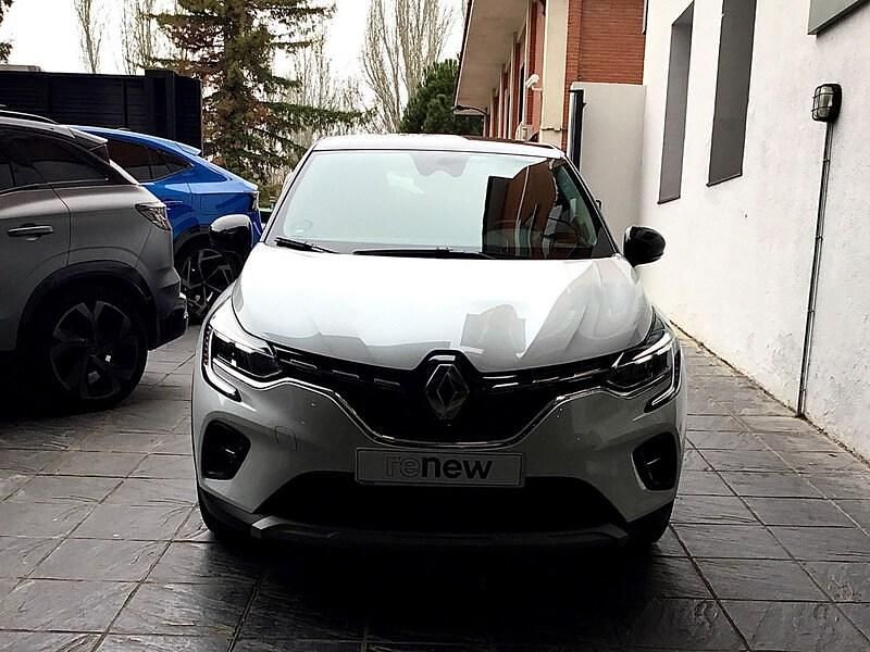Usado Renault Captur Techno 145 CV (106 kW) 2023 Blanco techo negro SUV