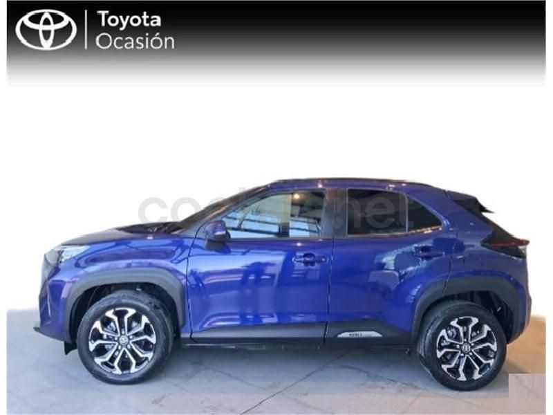 Usado Toyota Yaris Cross Active 116 CV (85 kW) 2025 Azul SUV