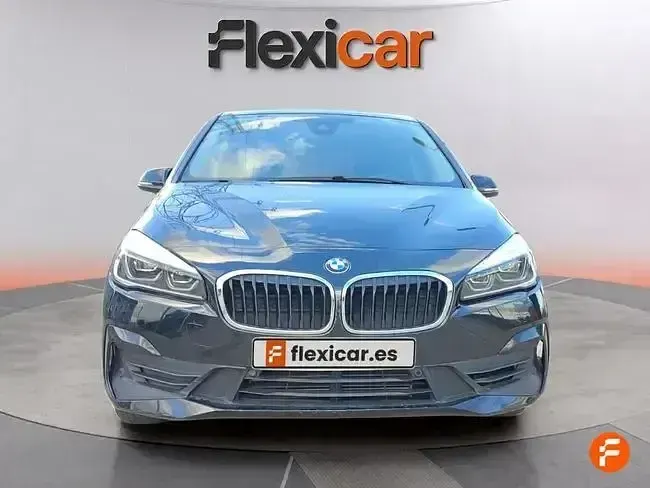 Usado BMW 218 140 CV (102 kW) 2019 Negro Familiar
