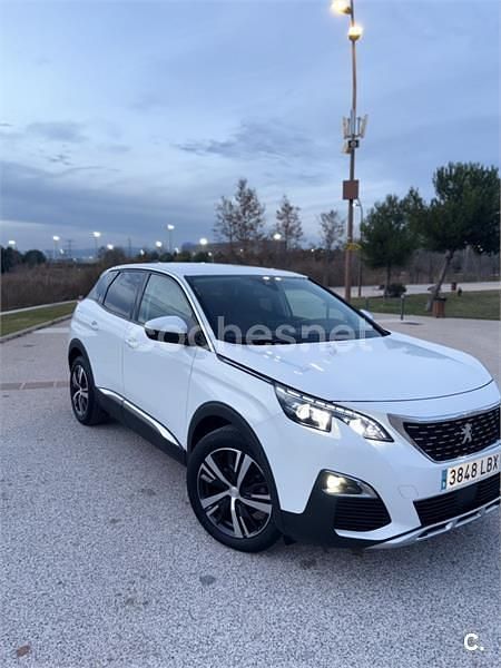 Usado Peugeot 3008 Active 130 CV (95 kW) 2019 Blanco SUV
