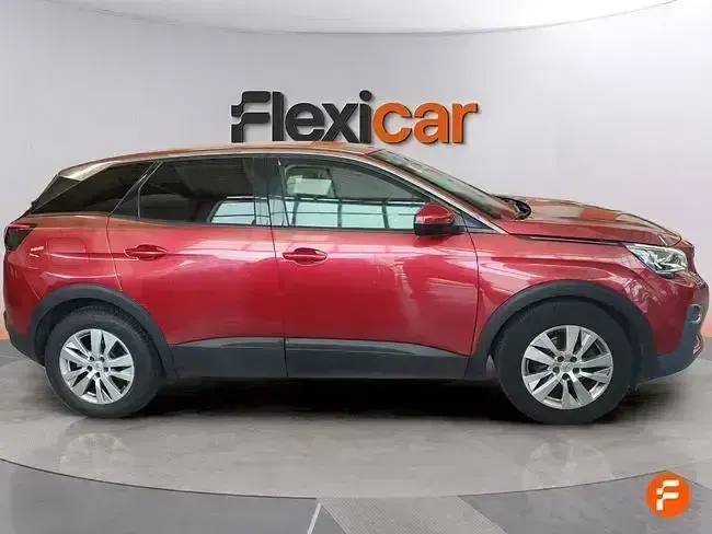 Usado Peugeot 3008 Active 130 CV (95 kW) 2018 Rojo SUV