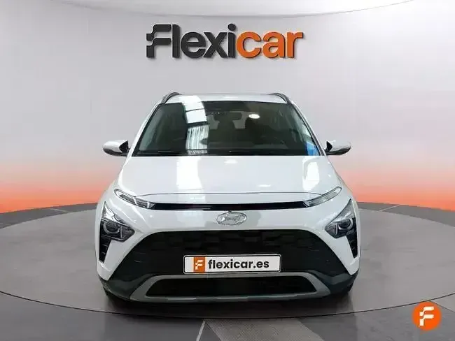 Usado Hyundai Bayon 100 CV (73 kW) 2023 Blanco SUV