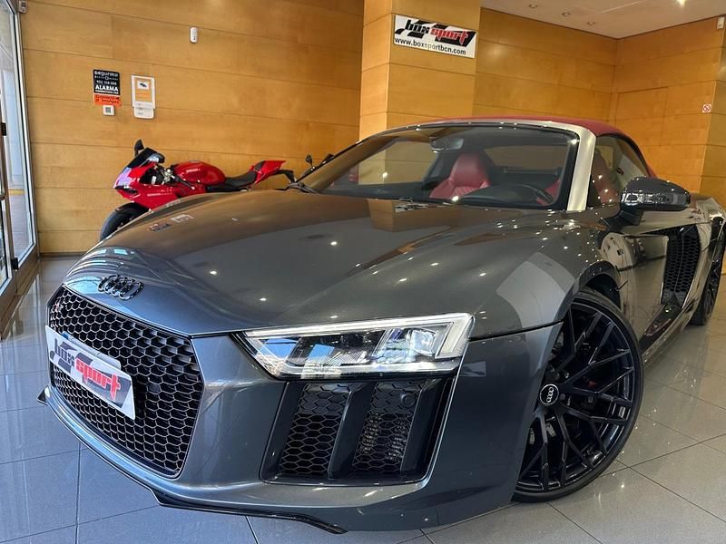 Usado Audi R8 Spyder 540 CV (397 kW) 2017 Gris / plata Descapotable
