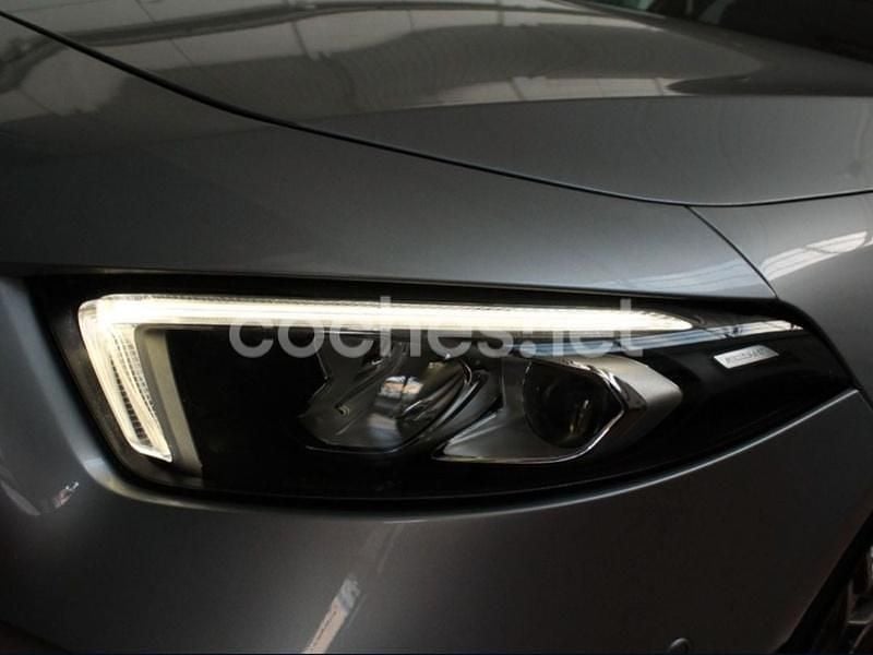 Usado Mercedes A200 163 CV (119 kW) 2019 Gris / plata Berlina