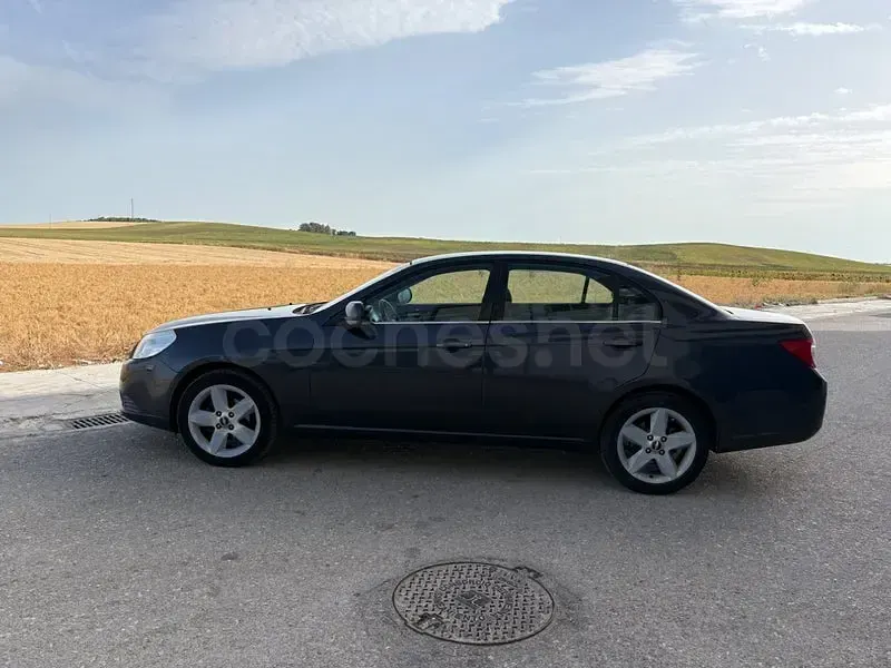 Usado Chevrolet Epica 150 CV (110 kW) 2007 Gris / plata Berlina