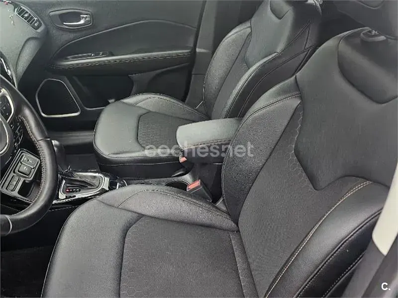 Usado Jeep Compass Limited 150 CV (110 kW) 2021 Negro SUV