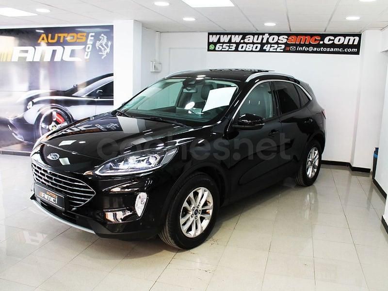 Usado Ford Kuga Titanium 120 HP (88 kW) 2022 Preto SUV