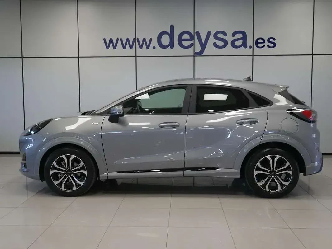 Usado Ford Puma ST-Line 125 CV (91 kW) 2023 Plateado SUV