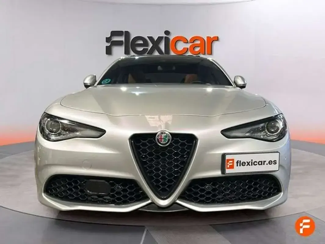 Usado Alfa Romeo Giulia Veloce 280 CV (205 kW) 2021 Blanco Berlina