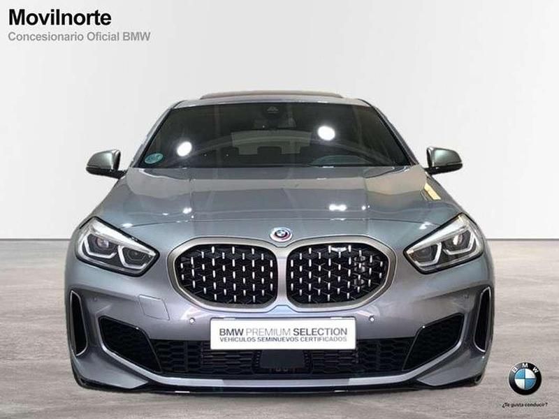Usado BMW M135 Comfort Edition 306 CV (225 kW) 2022 Gris Utilitario