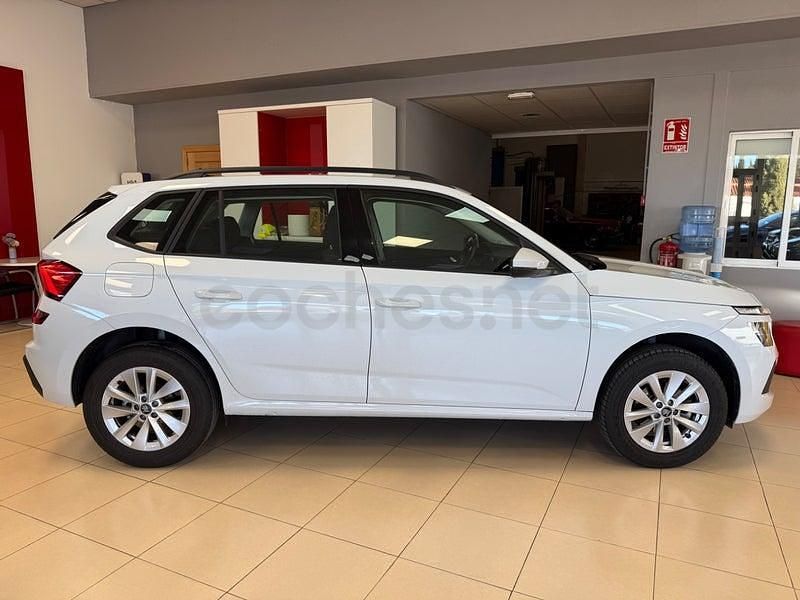 Usado Skoda Kamiq Selection 95 HP (69 kW) 2025 Branco SUV
