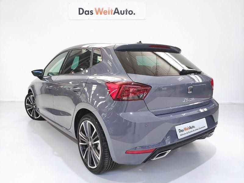 Usado Seat Ibiza FR 150 CV (110 kW) 2024 Gris / plata Berlina