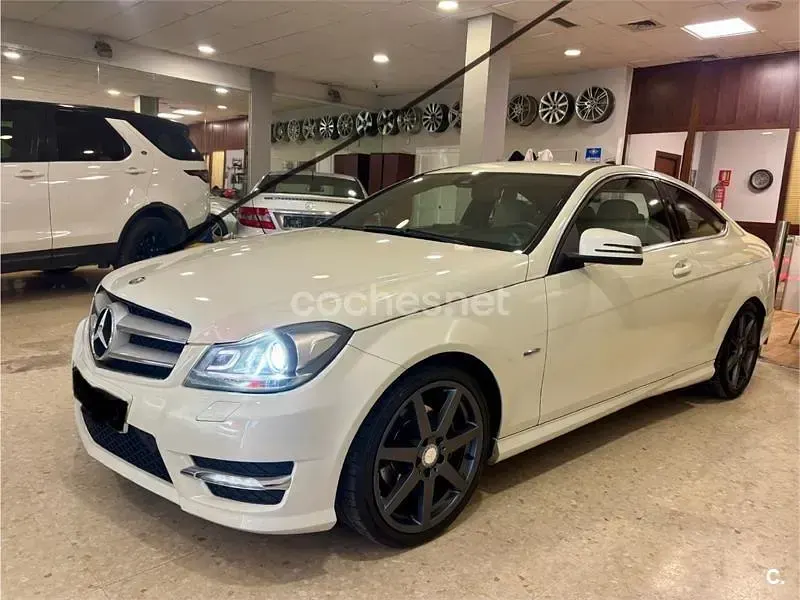 Usado Mercedes C180 Edition 156 CV (114 kW) 2012 Blanco Coupe