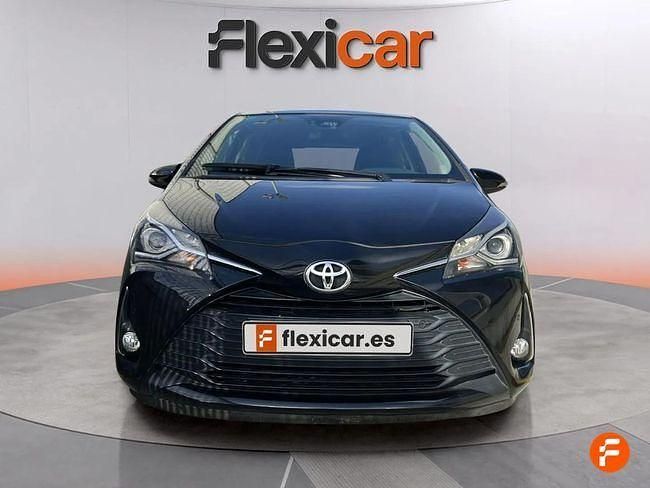 Usado Toyota Yaris Active 111 CV (81 kW) 2017 Negro Berlina