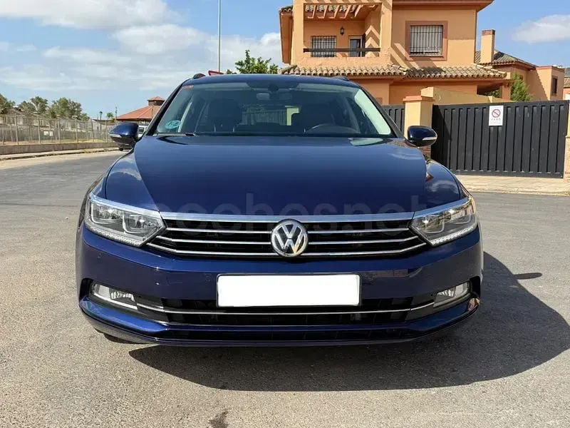 Usado VW Passat Edition 150 CV (110 kW) 2019 Azul Familiar