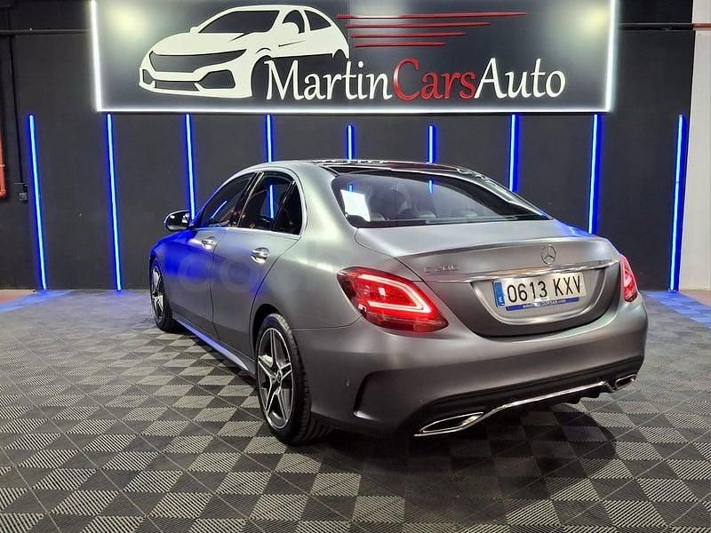 Usado Mercedes C200 184 CV (135 kW) 2019 Gris / plata Berlina