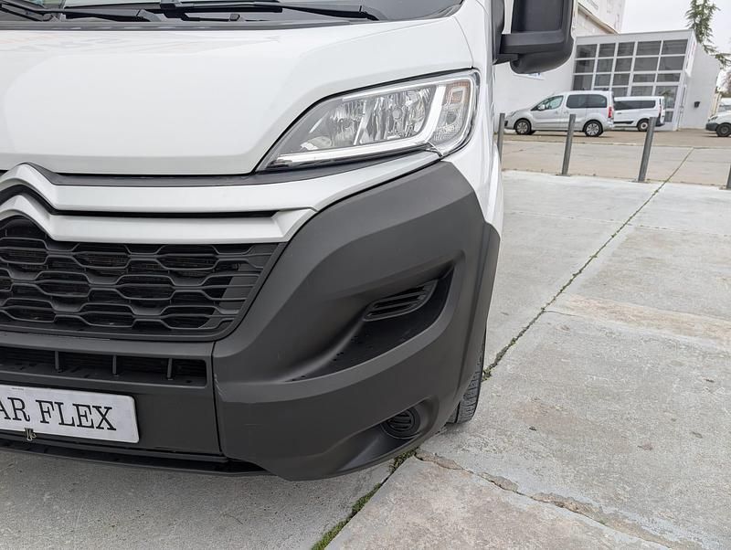 Usado Citroën Jumper 140 CV (102 kW) 2023 Blanco Monovolumen