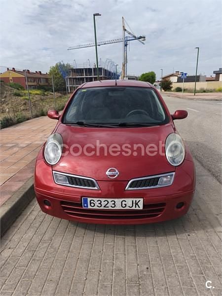Usado Nissan Micra Acenta 88 CV (64 kW) 2008 Granate Berlina