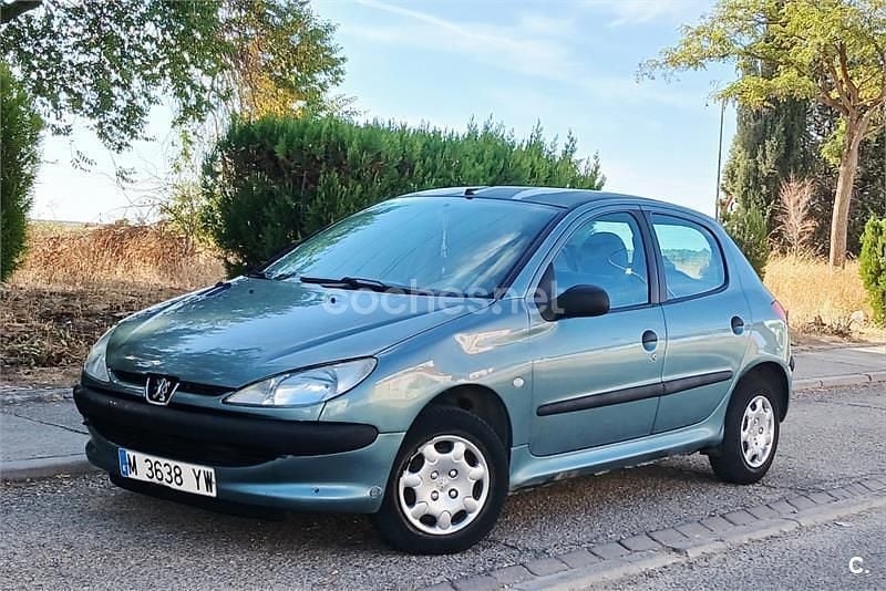 Azul Usado 2000 Peugeot 206 Berlina | 1190 € (Precio justo) - Imagen 1/4