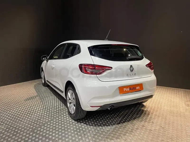 Usado Renault Clio V Business 100 CV (73 kW) 2022 Blanco Berlina