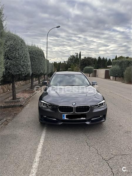 Gris / plata Usado 2015 BMW 320 Sport Line Familiar | 17.500 € (Precio justo) - Imagen 1/4
