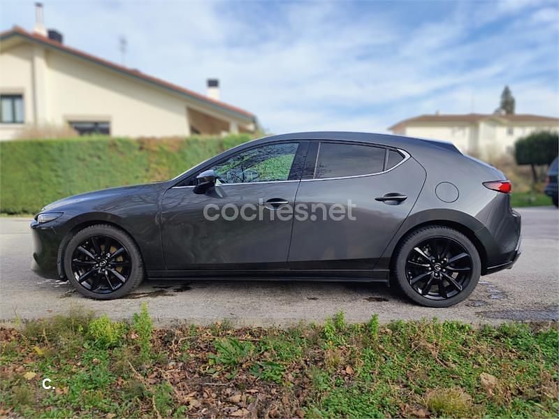 Usado Mazda 3 186 CV (136 kW) 2021 Gris / plata Berlina