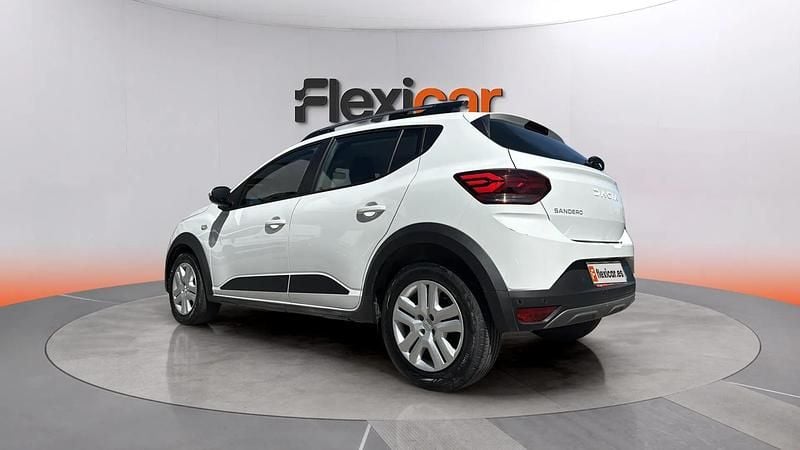 Begagnad Dacia Sandero Expression 91 HK (66 kW) 2024 Vit Halvkombi