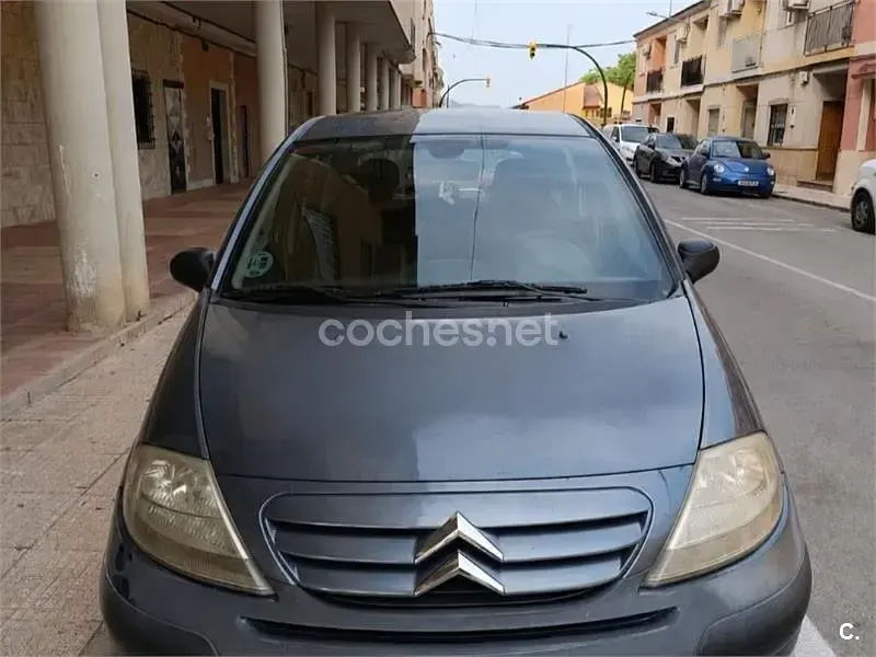 Usado Citroën C3 70 CV (51 kW) 2007 Gris / plata Berlina