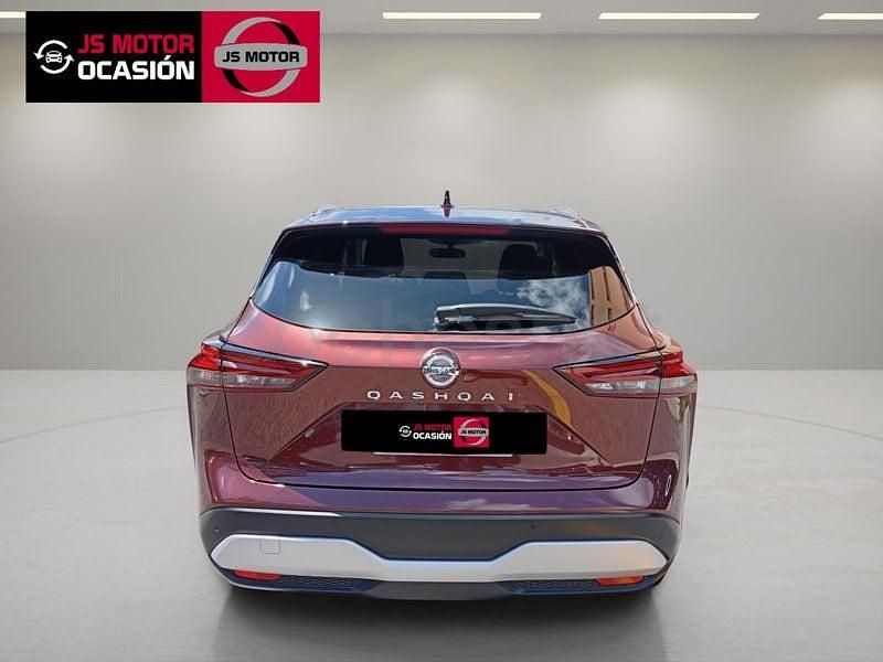 Usado Nissan Qashqai N-Connecta 140 CV (102 kW) 2022 Granate SUV