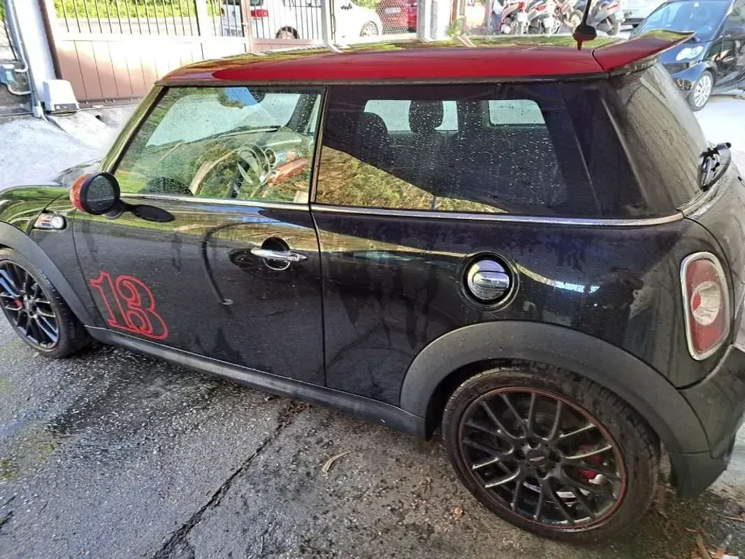 Usado Mini John Cooper Works 211 CV (155 kW) 2010 Negro Utilitario