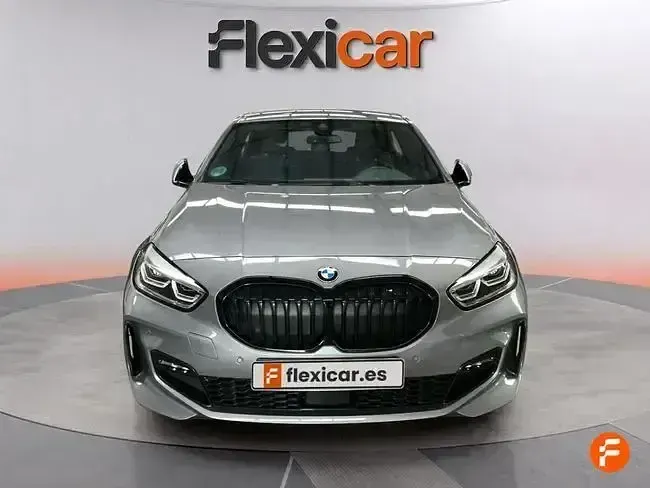 Usado BMW 118 150 CV (110 kW) 2024 Gris Utilitario
