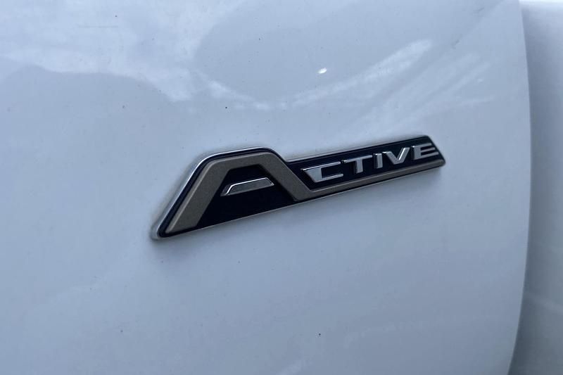 Usado Ford Focus Active 155 CV (114 kW) 2022 Blanco Berlina