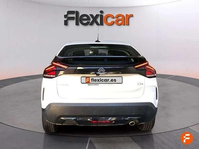 Usado Citroën C4 Feel 131 CV (96 kW) 2022 Blanco Utilitario