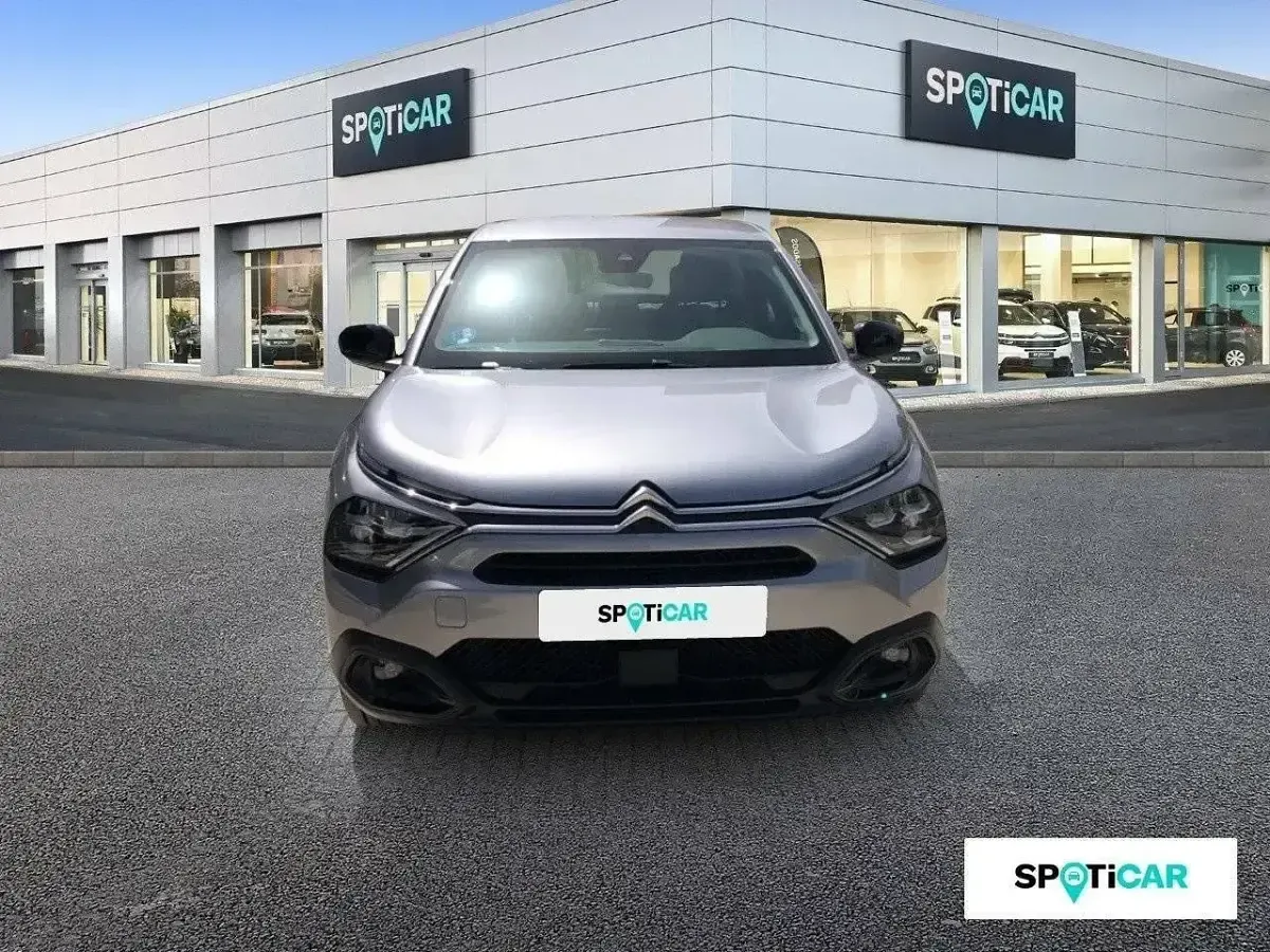Usado Citroën e-C4 Shine 102 kW (140 CV) 2024 Gris Berlina