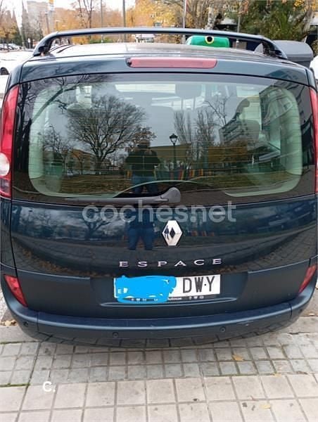 Usado Renault Espace Dynamique 150 CV (110 kW) 2005 Azul Monovolumen